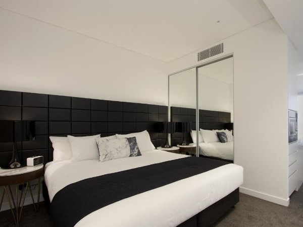 Silkari Suites at Chatswood image 2